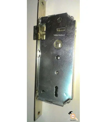 قفل کلیدی درب چوبی قفلکار